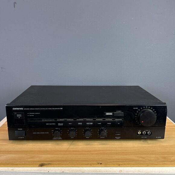Onkyo P-3200 Infrared Wireless Remote Controlled Stereo Preamplifier - Picture 1 of 9